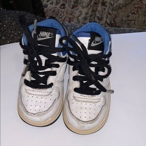 Size 5c toddler high top Nike Sneakers Blu/Wht/blk